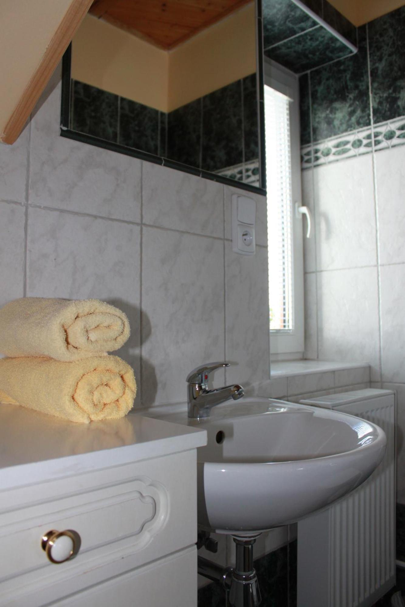 Zlaty Lev Hotell Svitavy Exteriör bild