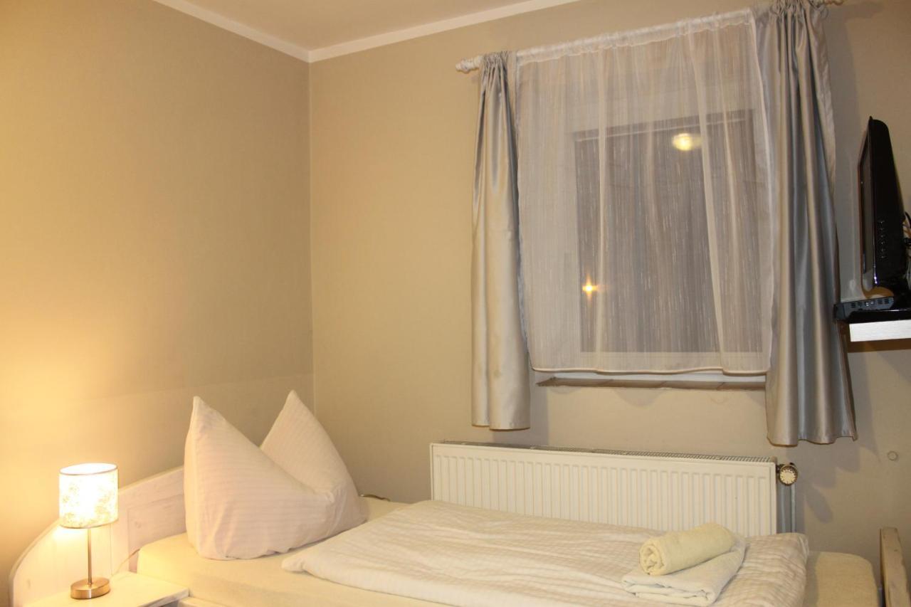 Zlaty Lev Hotell Svitavy Exteriör bild