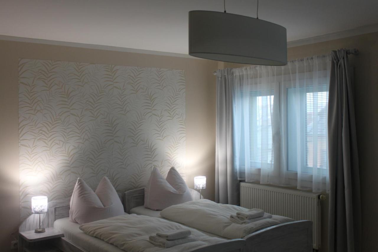 Zlaty Lev Hotell Svitavy Exteriör bild