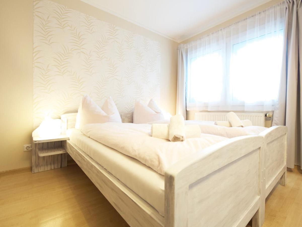 Zlaty Lev Hotell Svitavy Exteriör bild